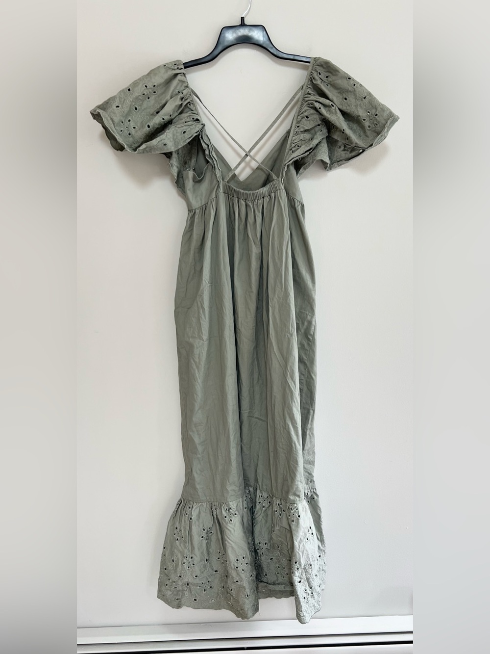 En Saison Anthropologie Eyelet Flutter Sleeve Cotton VNeck Maxi Dress Pockets XS - Picture 3 of 12